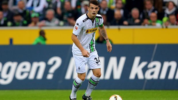 
                <strong>Granit Xhaka</strong><br>
                Platz 3 - Granit Xhaka: Seitdem Xhaka bei Gladbach das Zepter im Mittelfeld schwingt, geht kaum ein Ball mehr an ihm vorbei. Er ist Dreh- und Angelpunkt im Gladbacher Aufbauspiel. Durchschnittliche Ballaktionen pro Spiel: 79,5 in 91 Spielen.
              