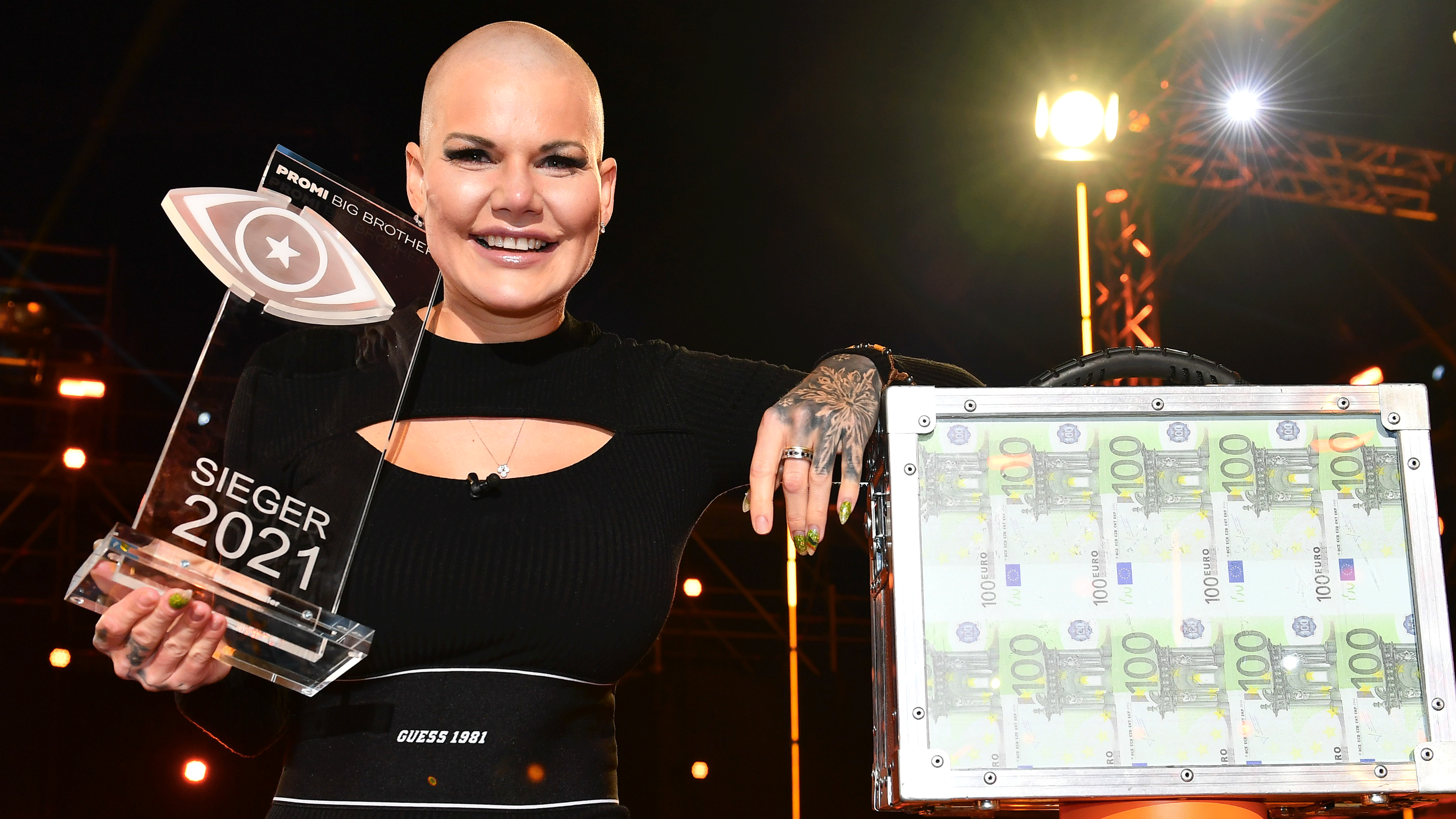 Melanie Müller gewinnt das Finale von "Promi Big Brother" 2021 - HERO