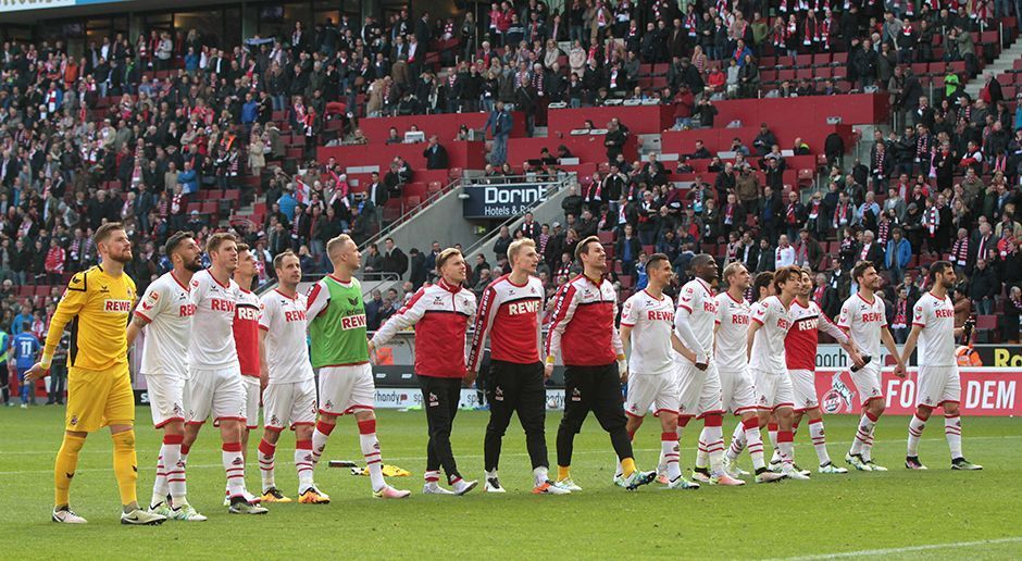 
                <strong>1. FC Köln</strong><br>
                1. FC Köln: Die fairsten Teams der Liga stehen meist auf den oberen Plätzen der Tabelle. So auch in diesem Jahr. Während Borussia Dortmund nur 380 Fouls verübte, kommt der FC Bayern München auf lediglich 376. Die größere Überraschung befindet sich jedoch auf Rang drei der Foulstatistik. Dort hat es sich der 1. FC Köln mit nur 424 begangenen Fouls gemütlich gemacht.
              