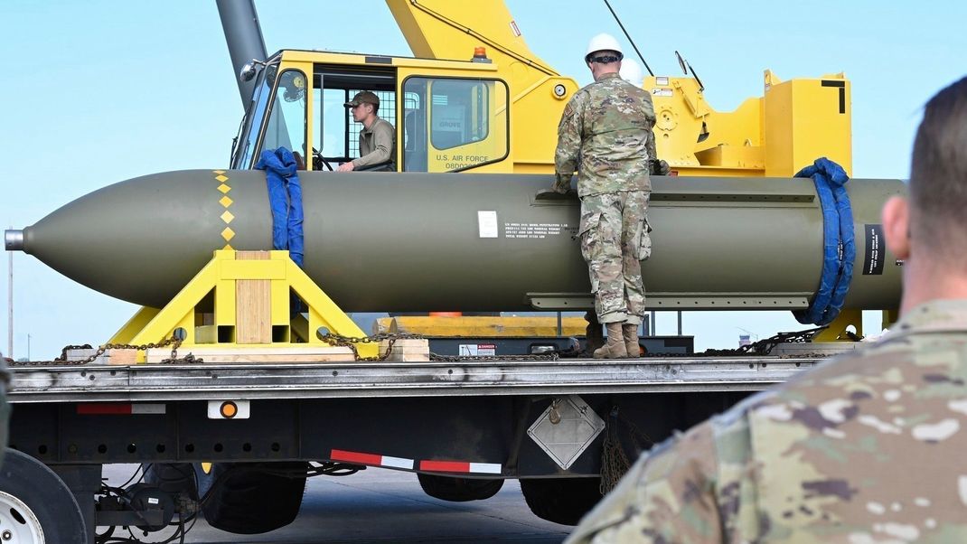 Die GBU-57 könnte bei einem militärischen Eingreifen der USA im Iran eine wichtige Rolle spielen.