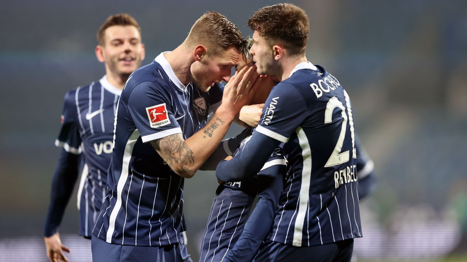 
                <strong>Platz 8: VfL Bochum</strong><br>
                Transfereinnahmen seit 2012: 20 Millionen Euro - Transferausgaben seit 2012: 4 Millionen Euro - Transferbilanz seit 2012: +16 Millionen Euro
              
