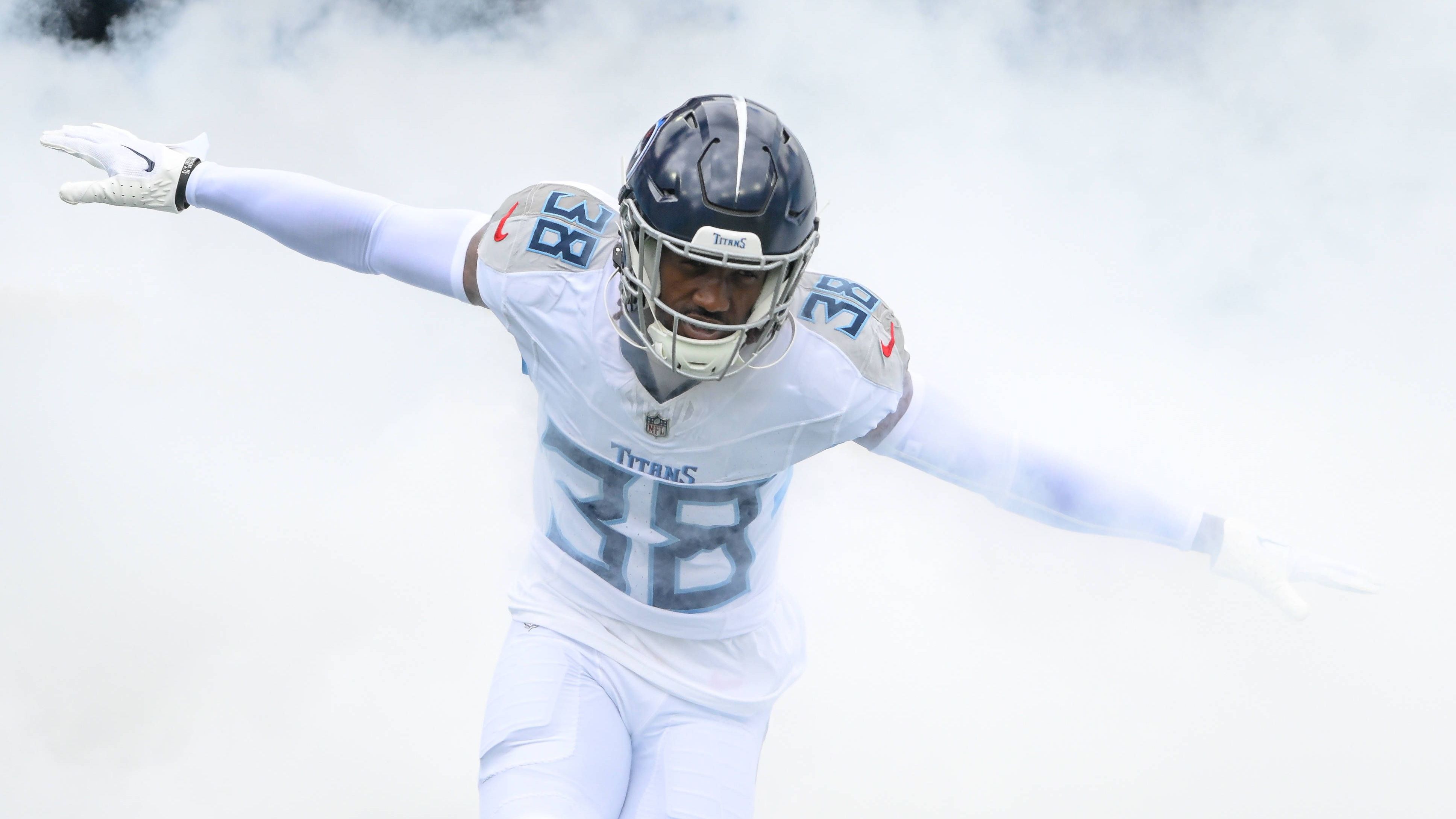 <strong>Honorable mentions: L'Jarius Sneed&nbsp;</strong><br>- Team: Tennessee Titans<br>- Ranking 2024: -