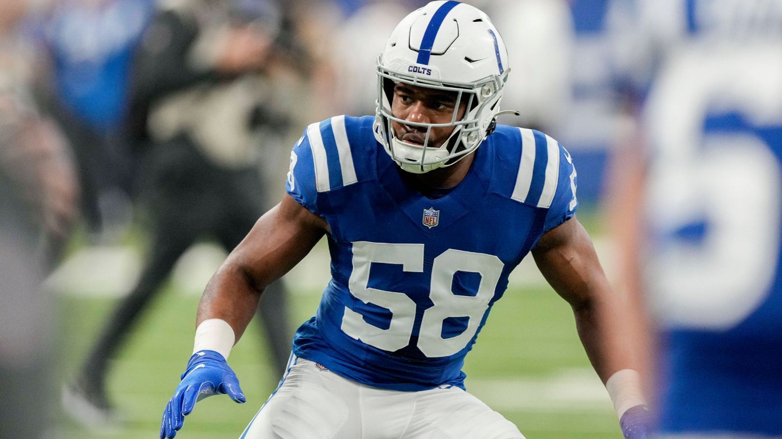 
                <strong>OLB Bobby Okereke (New York Giants)</strong><br>
                Bei den Indianapolis Colts ging es viel um Shaquille Leonard, wenn es um Middle Linebacker ging. Selten wurde jedoch sein kongenialer Partner Bobby Okereke erwähnt. Den haben sich nun die New York Giants gesichert und bezahlen dafür 40 Millionen Dollar über vier Jahre. Wenn Okereke noch einen Schritt nach vorne macht, ist das ein guter Deal für die Giants. ran Note: 2
              