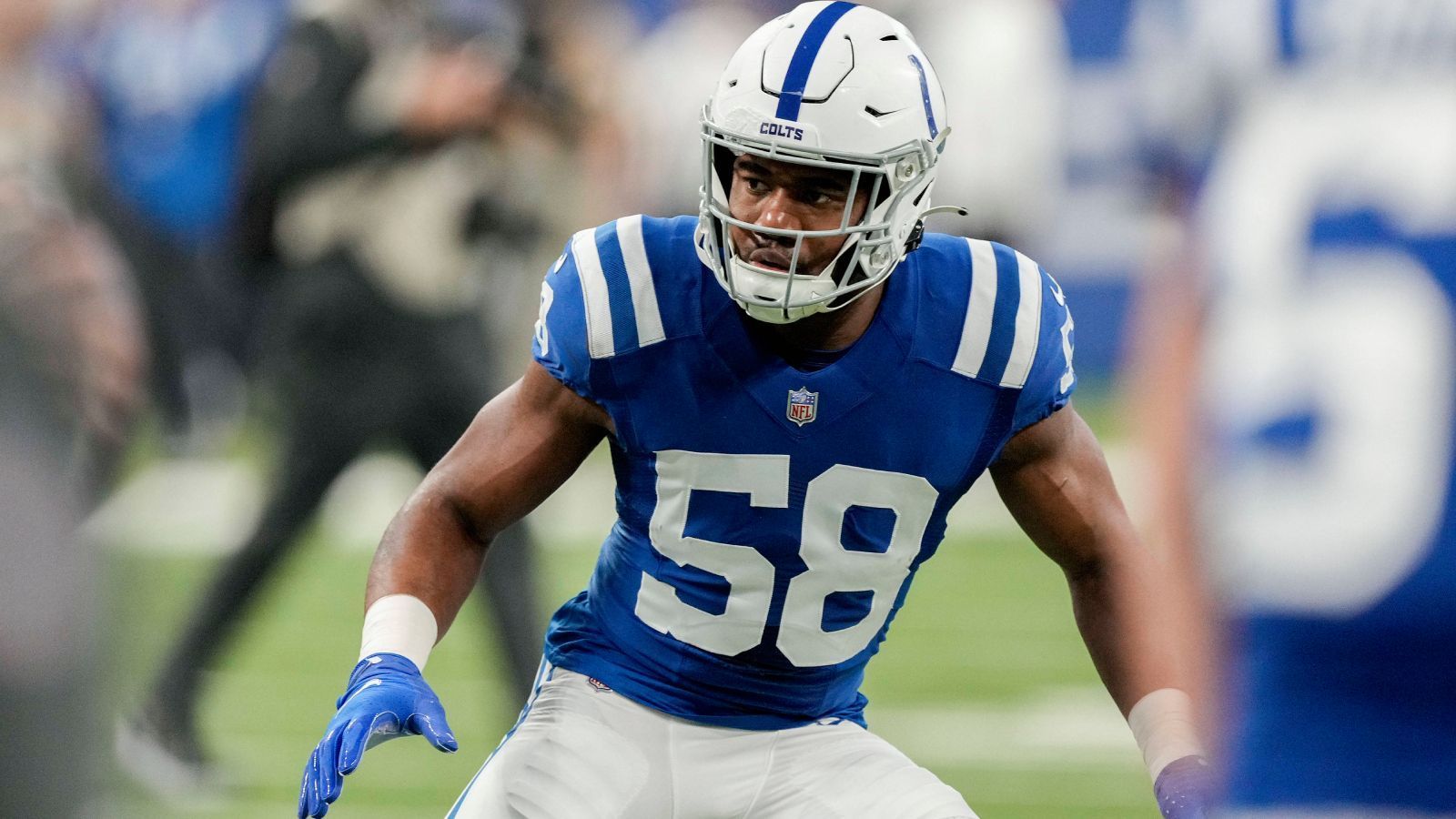 
                <strong>OLB Bobby Okereke (New York Giants)</strong><br>
                Bei den Indianapolis Colts ging es viel um Shaquille Leonard, wenn es um Middle Linebacker ging. Selten wurde jedoch sein kongenialer Partner Bobby Okereke erwähnt. Den haben sich nun die New York Giants gesichert und bezahlen dafür 40 Millionen Dollar über vier Jahre. Wenn Okereke noch einen Schritt nach vorne macht, ist das ein guter Deal für die Giants. ran Note: 2
              