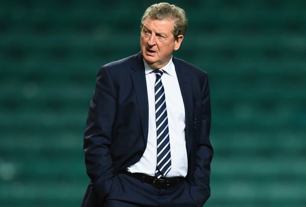 
                <strong>Roy Hodgson</strong><br>
                .. und heißt Roy Hodgson. Der Cheftrainer der englischen Auswahl hat im vergangenen Jahr seinen 67. Geburtstag gefeiert.
              