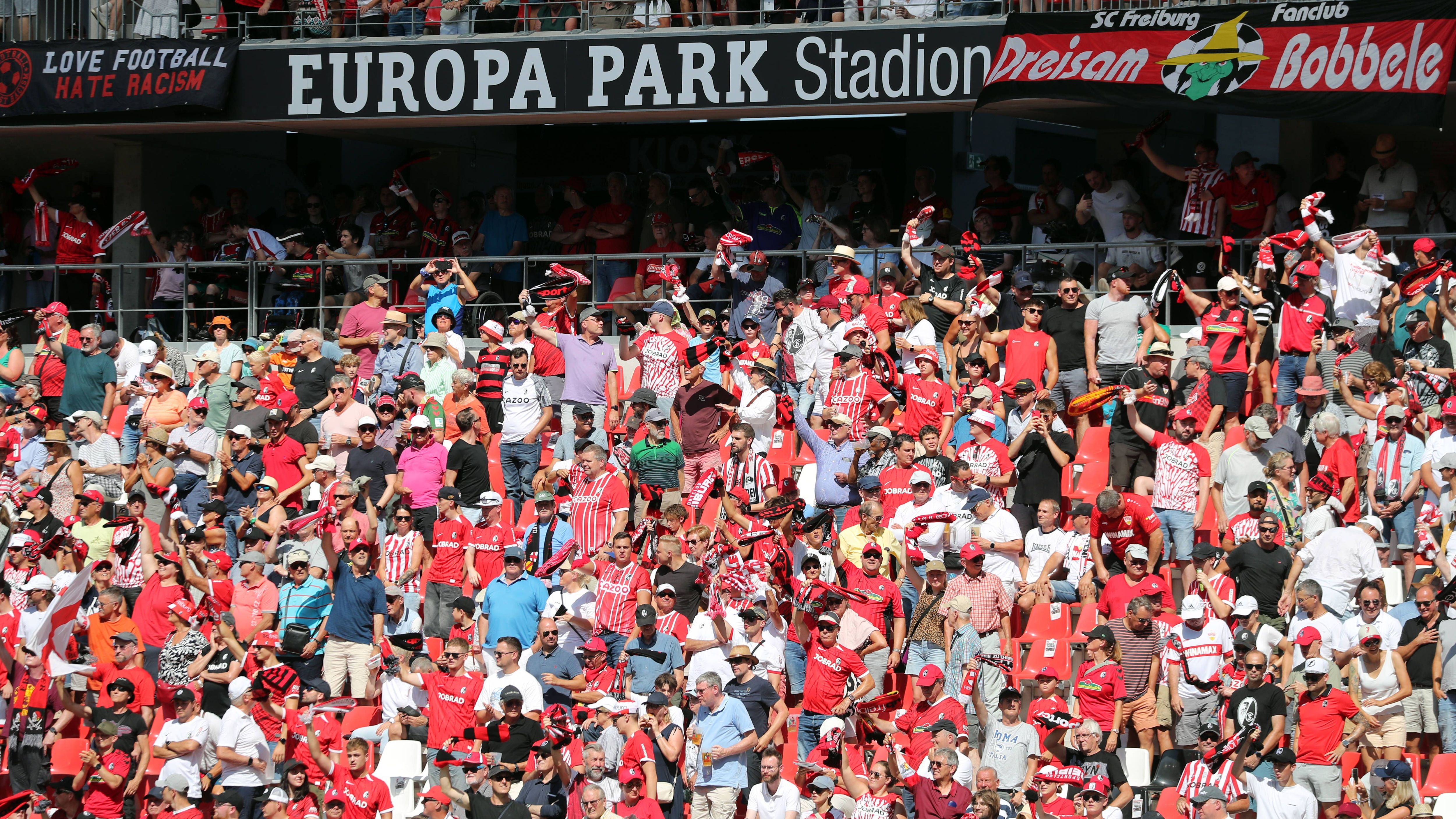 <strong>SC Freiburg (Europa-Park Stadion)</strong><br>Günstigster Stehplatz: 15 Euro<br>Günstigster Sitzplatz: 29 Euro<br>Teuerster Sitzplatz: 72 Euro