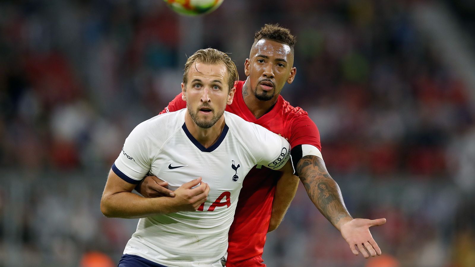 
                <strong>Champions League: Das Head-to-Head zu Tottenham Hotspur vs. Bayern München</strong><br>
                Der FC Bayern München muss am 2. Spieltag der Champions-League-Gruppenphase auswärts beim Vorjahres-Finalisten Tottenham Hotspur bestehen (Dienstag, 1. Oktober 2019, ab 20:30 Uhr im Liveticker). ran.de zeigt das Head-to-Head zu diesem Top-Duell in der Königsklasse. 
              