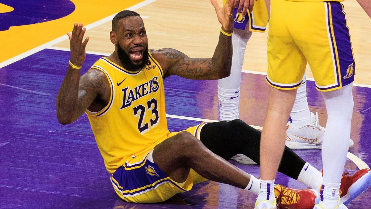 February 29, 2024, Los Angeles, California, USA: LeBron James 23 of the Los Angeles Lakers reacts after being called for a foul during their NBA, Basketball Herren, USA game against the Washington ...