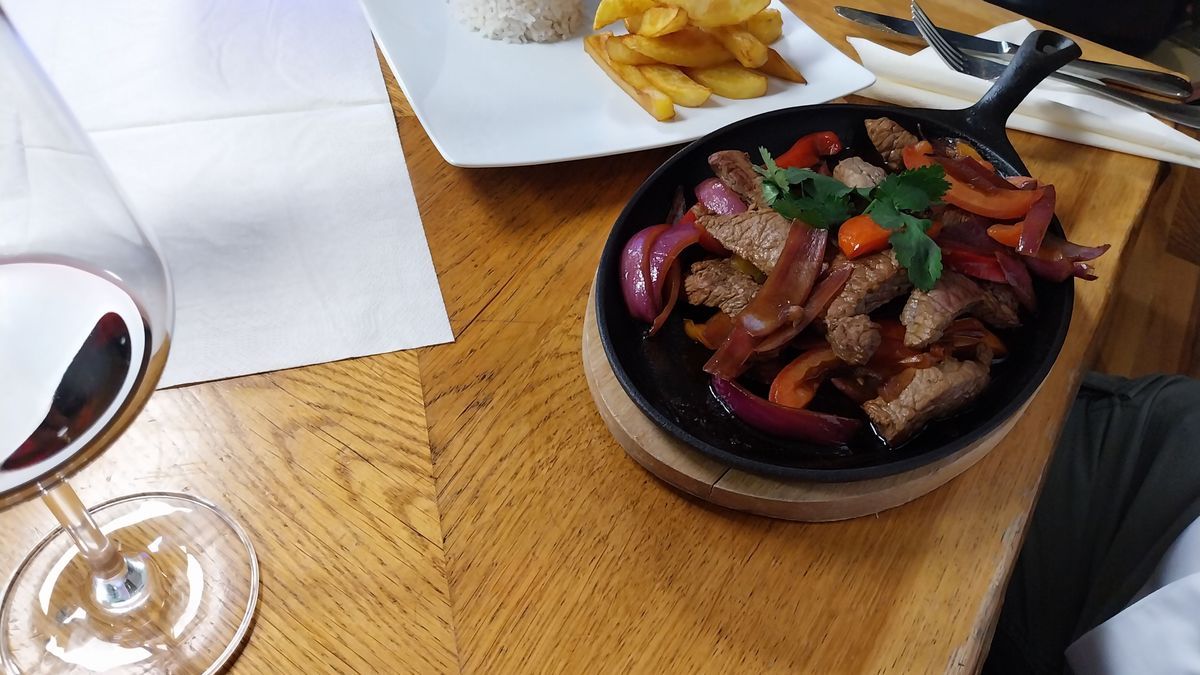 Lomo Saltado