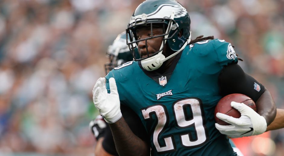 
                <strong>LeGarrette Montez Blount</strong><br>
                Philadelphia EaglesRunning Back
              