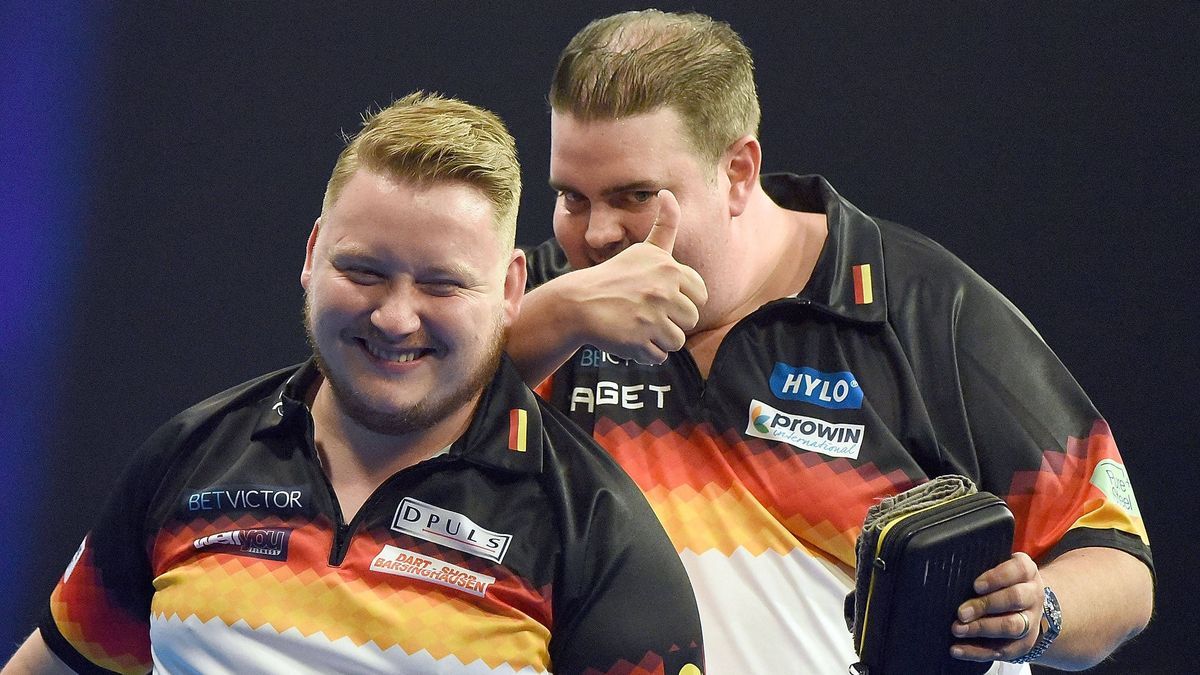 28.06.2024, xhbx, Dart World Cup of Darts 2024 Frankfurt, emspor, v.l. Martin Schindler (Deutschland), Gabriel Clemens (Deutschland) (DFL DFB REGULATIONS PROHIBIT ANY USE OF PHOTOGRAPHS as IMAGE SE...