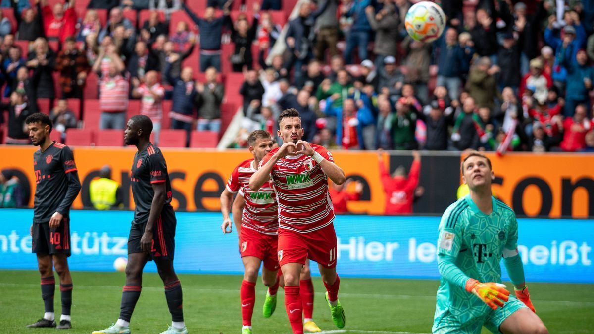 
                <strong>Unkonzentriert und harmlos: Der verflixte September 2022</strong><br>
                1:1 bei Union Berlin. 2:2 gegen Stuttgart. 0:1 in Augsburg. War der August noch von "Bester Kader aller Zeiten"-Lobeshymnen geprägt, landeten die Bayern im September auf dem harten Boden der Realität. Der Rekordmeister ließ gegen vermeintlich kleine Gegner Punkte liegen, weil die eigene Mannschaft große Probleme mit dem Toreschießen hatte. Gerade das 2:2 gegen Stuttgart und das 0:1 in Augsburg offenbarten aber auch einen Konzentrationsverlust in der letzten halben Stunde, den die Bayern über die gesamte Saison mit sich rumschleppten. 
              