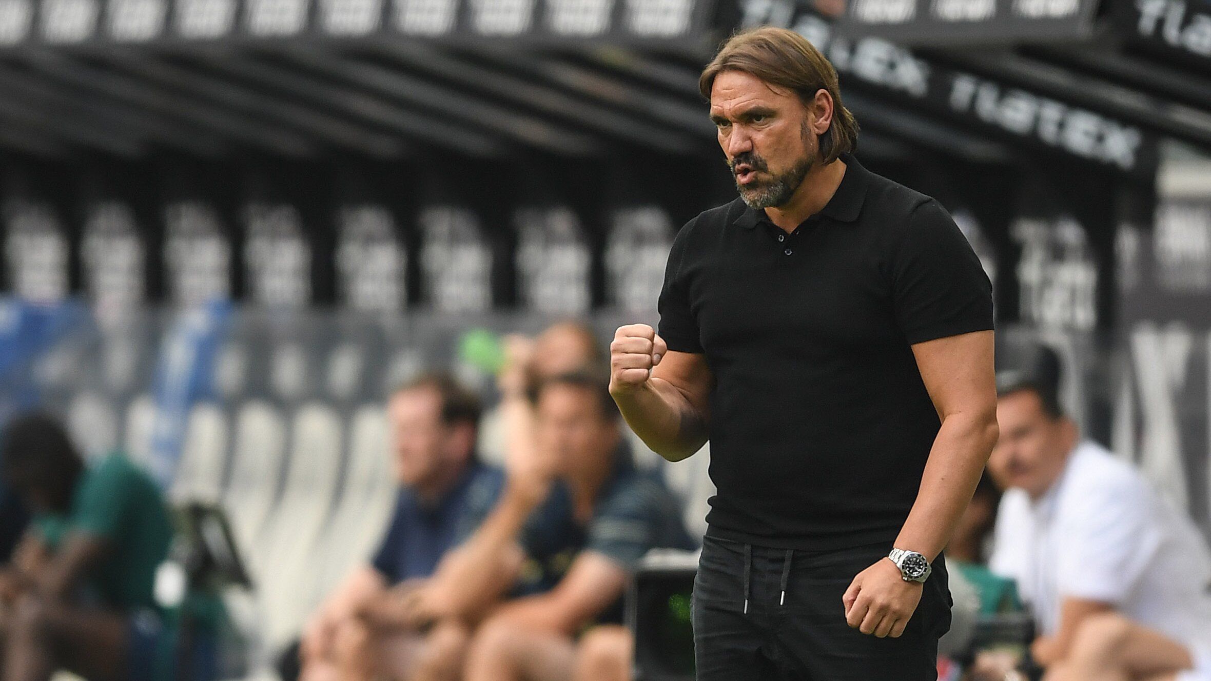 
                <strong>Farke bringt neuen Schwung in den Borussia-Park</strong><br>
                Die TSG Hoffenheim liefert beim Bundesliga-Debüt von Gladbachs Coach Daniel Farke trotz langer Unterzahl einen großen Kampf, muss sich letztlich aber doch geschlagen geben. Dies hat weniger mit der eigenen Unfähigkeit, sondern vielmehr mit dem Spiel der Gladbacher zu tun. Die Gastgeber wissen mit offensivem Fußball, Ballbesitz, Geradlinigkeit und Geduld zu überzeugen. Für die Fohlen-Fans dürfte dies nach der turbulenten Vorsaison Balsam auf der Seele sein.
              