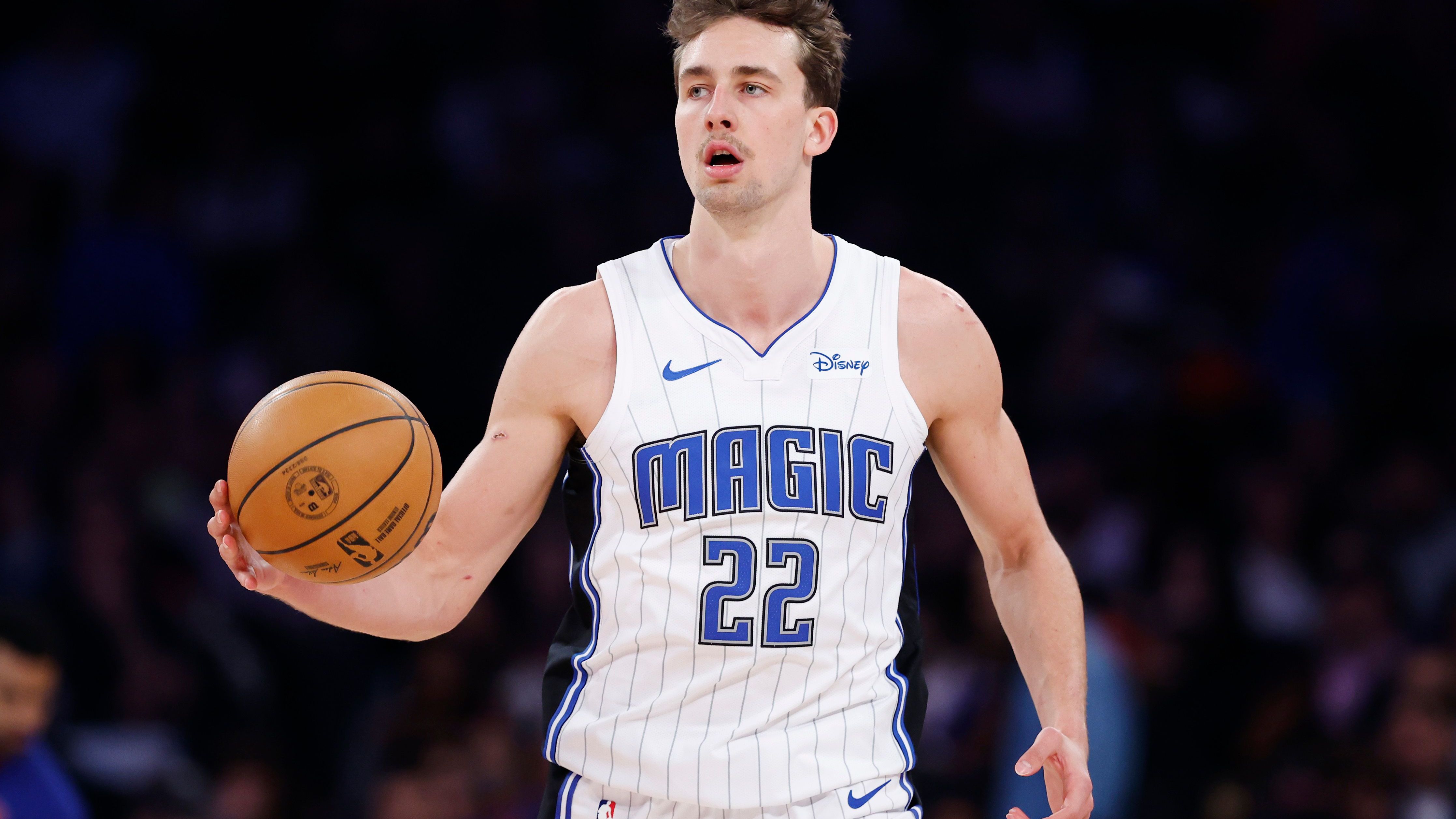 <strong>14. Orlando Magic (zuvor Rang 12, 45-32)</strong> <br>Es geht heiß her im Osten. Für die Magic ist von Rang 2 bis Platz 8 noch alles drin. Durch eine gute 3-1-Woche haben sie sich derzeit den Heimvorteil erkämpft. Franz Wagner zeigte sich zuletzt formstärker und traf auch den Dreier besser. Der Spielplan spricht allerdings nicht unbedingt für die Magic.