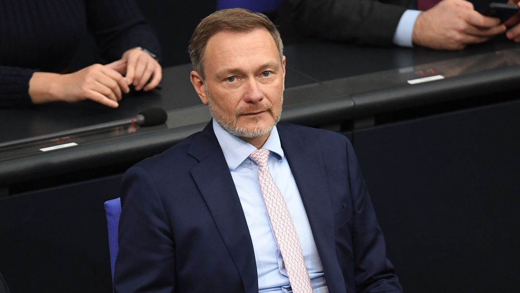 Lindner hat vorgeschlagen, die Sozialausgaben in Deutschland für die kommenden drei Jahre einzufrieren.