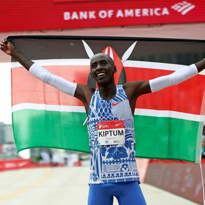Nach Angaben eines Sportlerkollegen starb Kiptum am späten Sonntag bei einem Autounfall in Kenia.