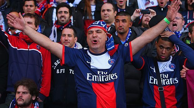 
                <strong>Platz 7: Paris St. Germain (Ligue 1)</strong><br>
                Platz 7: Paris St. Germain (Ligue 1) mit 78 Millionen Euro bei einem Zuschauerschnitt von 45.789 Fans. Ein Ticket im Parc de Princes war also durchschnittlich 89,66 Euro wert.
              