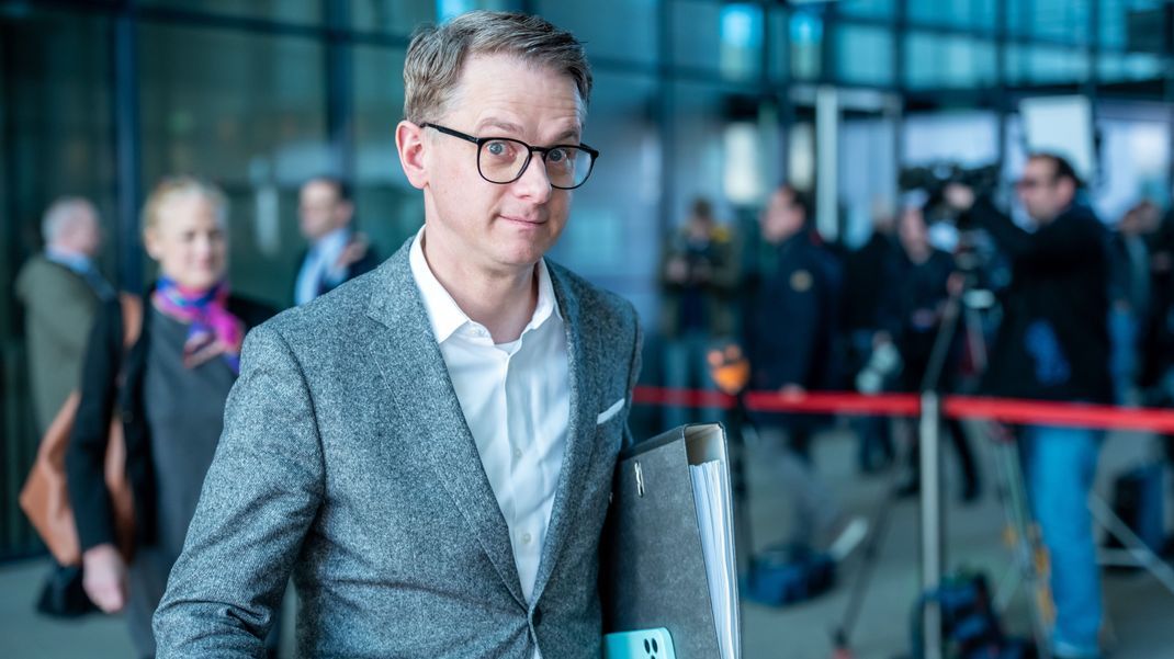 CDU-Generalsekretär Linnemann (Bild) verzichtet wohl auf einen Ministerposten in der geplanten schwarz-roten Bundesregierung. (Archivbild)