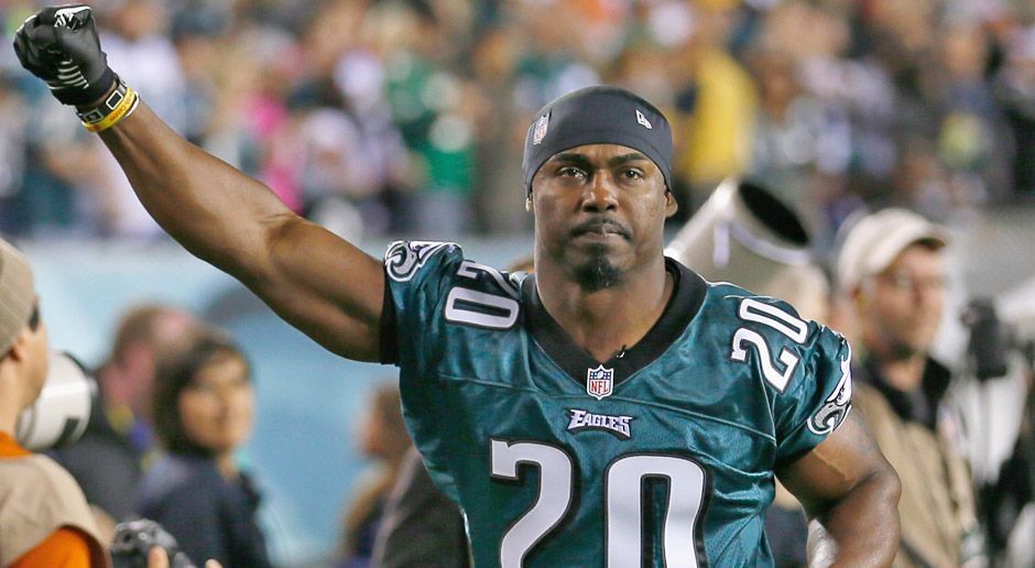 
                <strong>Brian Dawkins</strong><br>
                Neun Mal schaffte es Brian Dawkins in den Pro Bowl. Zwölf Jahre bei den Eagles (1996 bis 2008) und drei Spielzeiten bei den Broncos (2009 bis 2011) gehören zu seiner Vita. Auch der Safety gehört dem NFL 2000s All-Decade Team an.
              