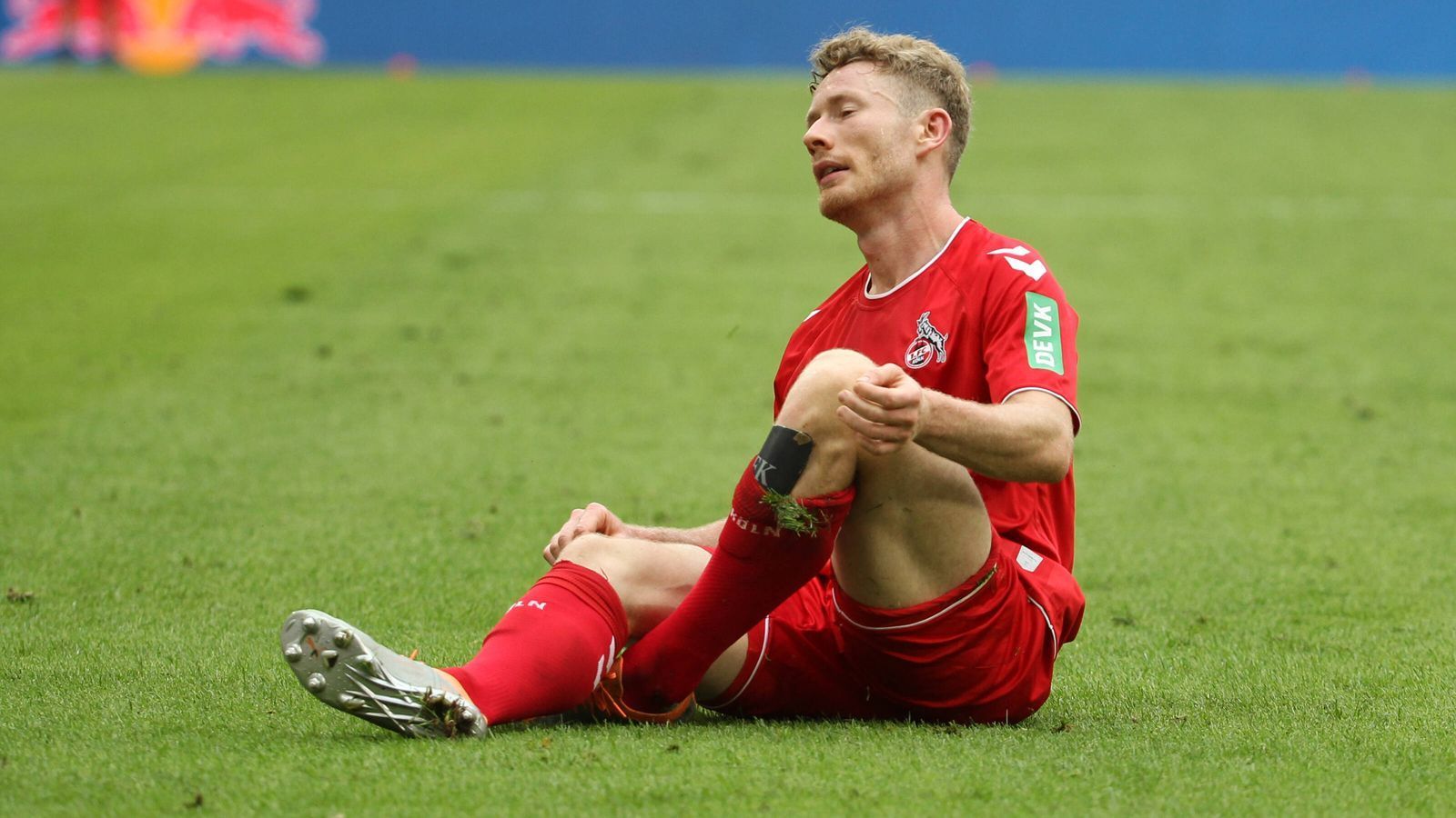 
                <strong>Florian Kainz (1. FC Köln)</strong><br>
                Wenn Köln beim 2:2 gegen RB Leipzig offensiv aktiv wurde, dann meist durch Kainz. Der Österreicher bereitete das 1:1 vor und schlug den Eckball, den RB-Verteidiger Josko Gvardiol ins eigene Tor bugsierte. Außerdem "provozierte" der Flügelspieler die Rote Karte gegen Dominik Szoboszlai - wenngleich diese durchaus umstritten war.
              