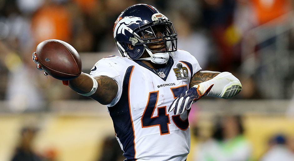 
                <strong>T.J. Ward - Safety (Denver Broncos)</strong><br>
                Auch bei den Denver Broncos könnte noch ein Spieler abgegeben werden. T.J. Ward steht nach Angaben von NFL-Insider Ian Rapoport auf dem Abstellgleis. Sehr zur Überraschung von Head Coach Vance Joseph. "Ich wäre sehr überrascht, er ist einer unser guten Spieler", so der Trainer gegenüber "NFL Network". Laut Rapoport wollen die Teamverantwortlichen jedoch eher auf die jungen Safetys Will Parks und Justin Simmons setzen.
              