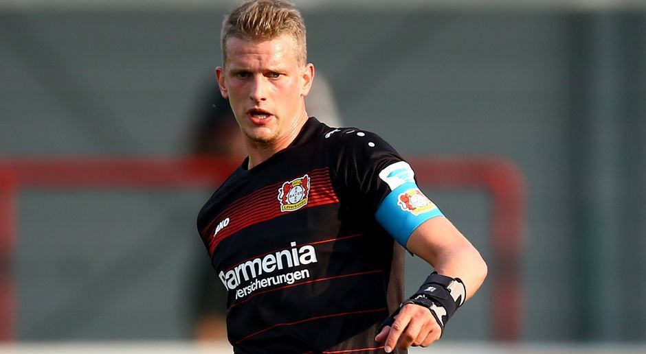 
                <strong>Bayer 04 Leverkusen: Lars Bender</strong><br>
                Im Team seit August 2009.
              