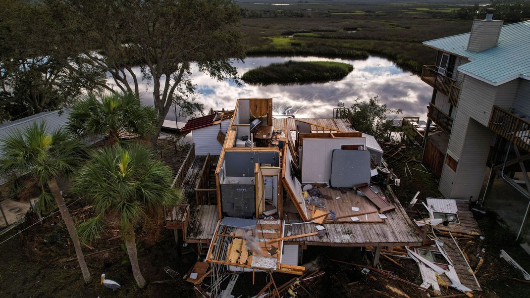 Ein zerstörtes Haus in Keaton Beach, Florida kurz nach dem Hurrikan "Idalia".