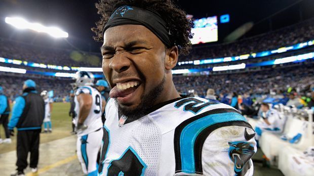 
                <strong>Begehrte Free Agents</strong><br>
                Völlig überraschend kam kurz vor dem Draft einer der begehrtesten Spieler auf den Free-Agent-Markt: Josh Norman. Der Cornerback unterschrieb jedoch nur zwei Tage nach seinem Rausschmiss bei den Carolina Panthers für fünf Jahre bei den Washington Redskins. ran.de zeigt eine Auswahl der besten Free Agents, die noch auf dem Markt sind (Stand: 16. Mai 2016).
              