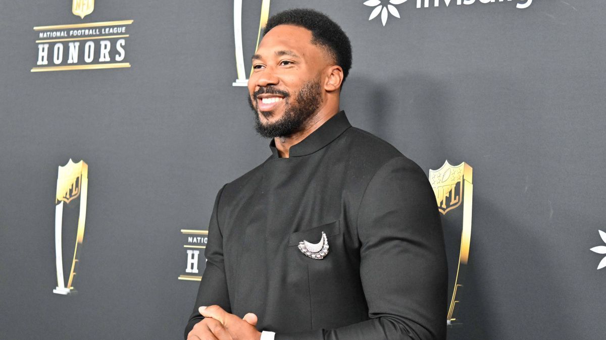 February 6, 2025, New Orleans LA; Myles Garrett poses on the red carpet before Super Bowl LIX NFL, American Football Herren, USA Honors at Saenger Theatre. Mandatory credit CSM New Orleans USA - ZU...