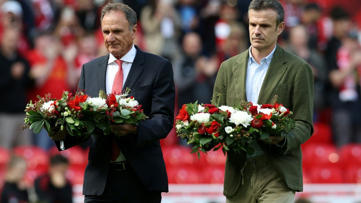 Ex-LFC-Profi Thompson (l.) und Bilbaos Präsident Uriarte