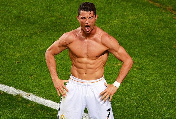 
                <strong>Champions-League-Finale: Real Madrid vs. Atletico Madrid</strong><br>
                120. Minute, das Spiel ist mehr als gewonnen und trotzdem: Cristiano Ronaldo zieht nach seinem verwandelten Elfmeter eine Show ab, als hätte er sich im Flieger nach Lissabon eine best-of WWE-Compilation zu viel reingezogen. 
              