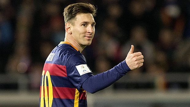 
                <strong>Platz 1: Lionel Messi (FC Barcelona)</strong><br>
                Platz 1: Lionel Messi (FC Barcelona). Ganz vorne landet wenig überraschend die Klub-Ikone schlechthin - trotz seiner wochenlangen Verletzungspause in dieser Saison. In den vergangenen zwölf Monaten kommt der Argentinier auf 47 Tore in 52 Spielen für Barca.
              
