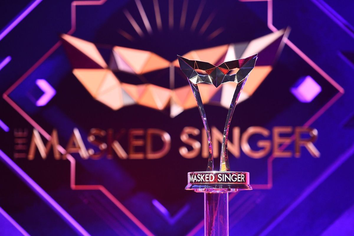 In der neuen ProSieben Show "The Masked Singer" treten Stars aus allen Lebensbereichen in opulenten, aufwendigen Kostümen an, die sie völlig unerkennbar machen.