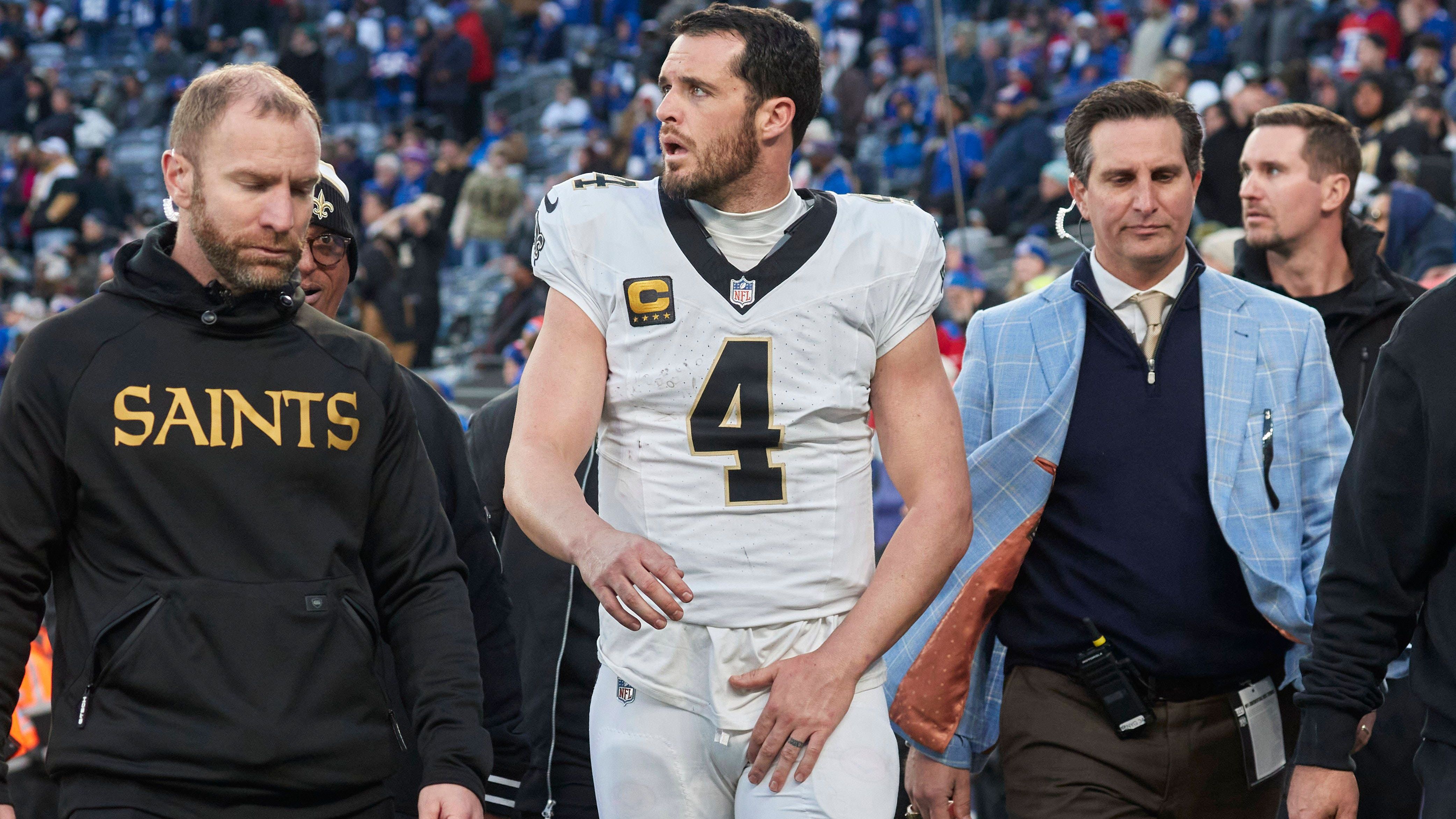 <strong>Derek Carr (New Orleans Saints)</strong><br>Nach elf Jahren in der NFL muss Derek Carr seinen Helm an den Nagel hängen. Eine schwere Schulterverletzung zwingt den Quarterback zum Karriereende. Carr spielte neun Jahre bei den Oakland bzw. Las Vegas Raiders und zwei Saisons bei den New Orleans Saints.
