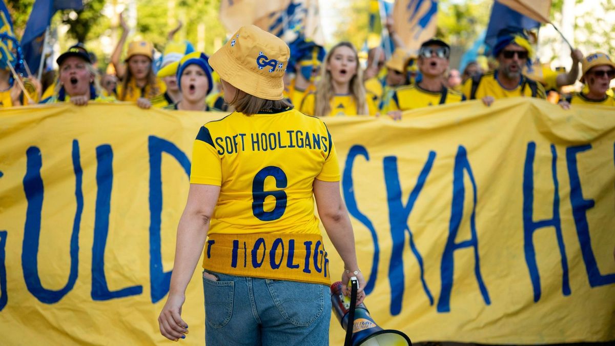 Die schwedischen &quot;Soft Hooligans&quot; auf dem Weg zur Arena