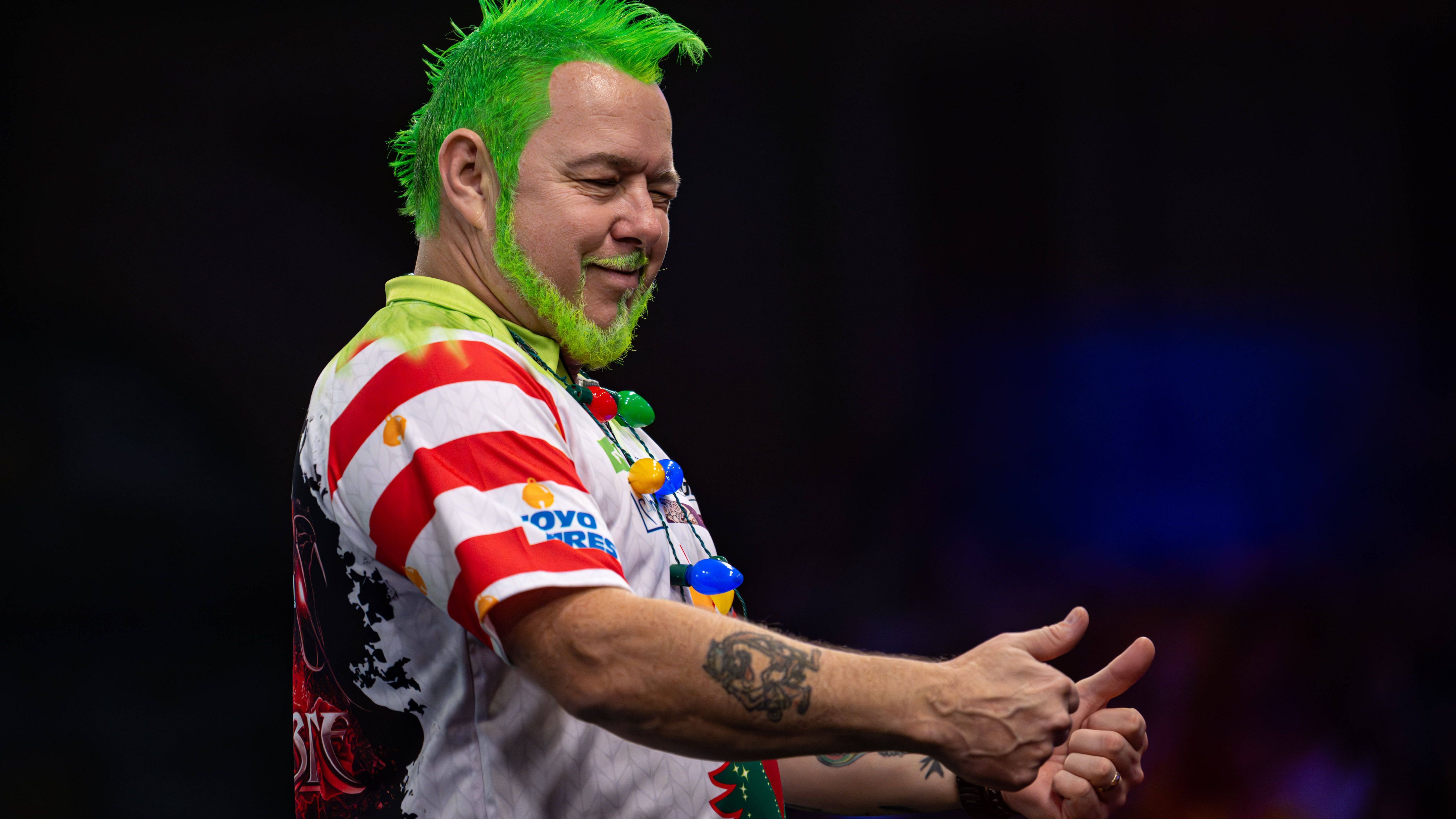 <strong>Peter Wright (SCO)</strong><br>Etwas überraschend ist auch Peter Wright mit dabei - trotz einer schwachen WM und einem eigentlich nicht überzeugenden Jahr 2023. Aber der Schotte ist ein Publikumsliebling und sorgt für Einschaltquoten. Darum geht es in der Premier League halt auch.