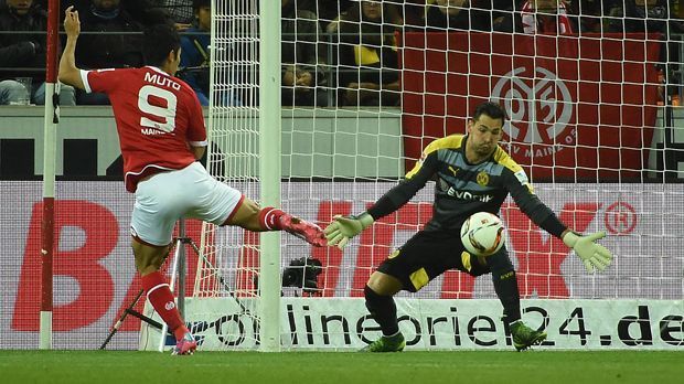 
                <strong>Roman Bürki</strong><br>
                Roman Bürki: Hält mit einer starken Parade nach fünf Minuten die Null. Pariert einen Freistoß, den ein guter Keeper parieren muss. ran-Note: 2.
              