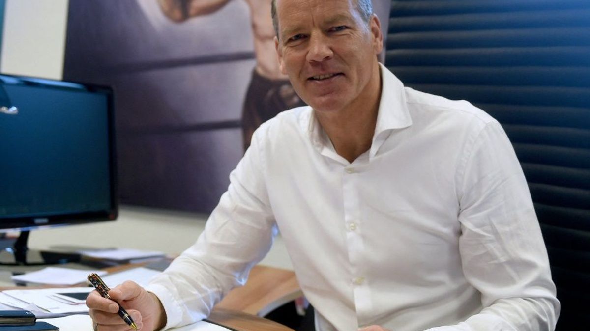 Maske krtisiert das Ausbildungssystem für Boxer
