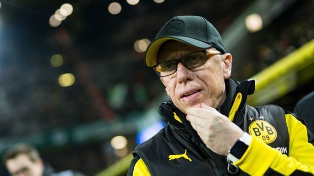 
                <strong>Peter Stöger (Borussia Dortmund)</strong><br>
                Aktuelle Platzierung: 3.Punkteschnitt: 2,0 Punkte (zehn Spiele auf der Bank)Verein übernommen auf Platz: 8Punkteschnitt von Vorgänger Peter Bosz: 1,47 Punkte (15 Spiele auf der Bank)
              