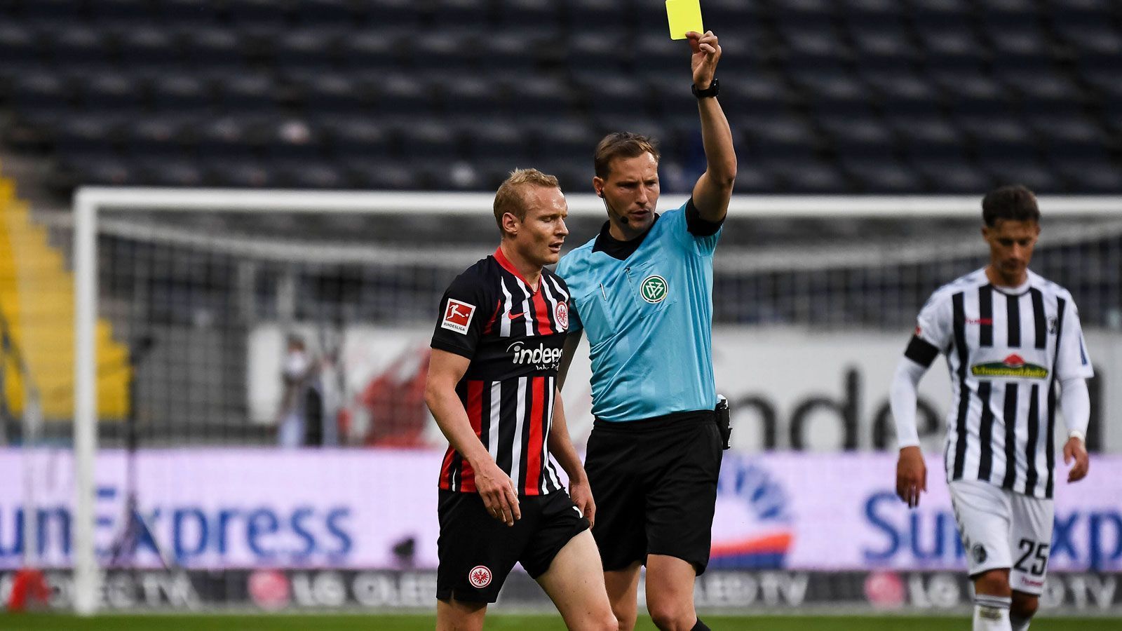 
                <strong>Defensives Mittelfeld: Sebastian Rode</strong><br>
                Sebastian Rode spielte in der Jugend für die Offenbacher Kickers. Aber das hat man ihm in Frankfurt längst verziehen. Denn mit großem Einsatz geht "Seppl" im defensiven Mittelfeld voran, seine Dynamik ist für das Spiel der Eintracht kaum zu ersetzen. Ein echter "Aggressive Leader" ist er obendrein. Das Licht der Welt hat Rode in Seeheim-Jugenheim erblickt, er ist also ein waschechter Hesse.
              