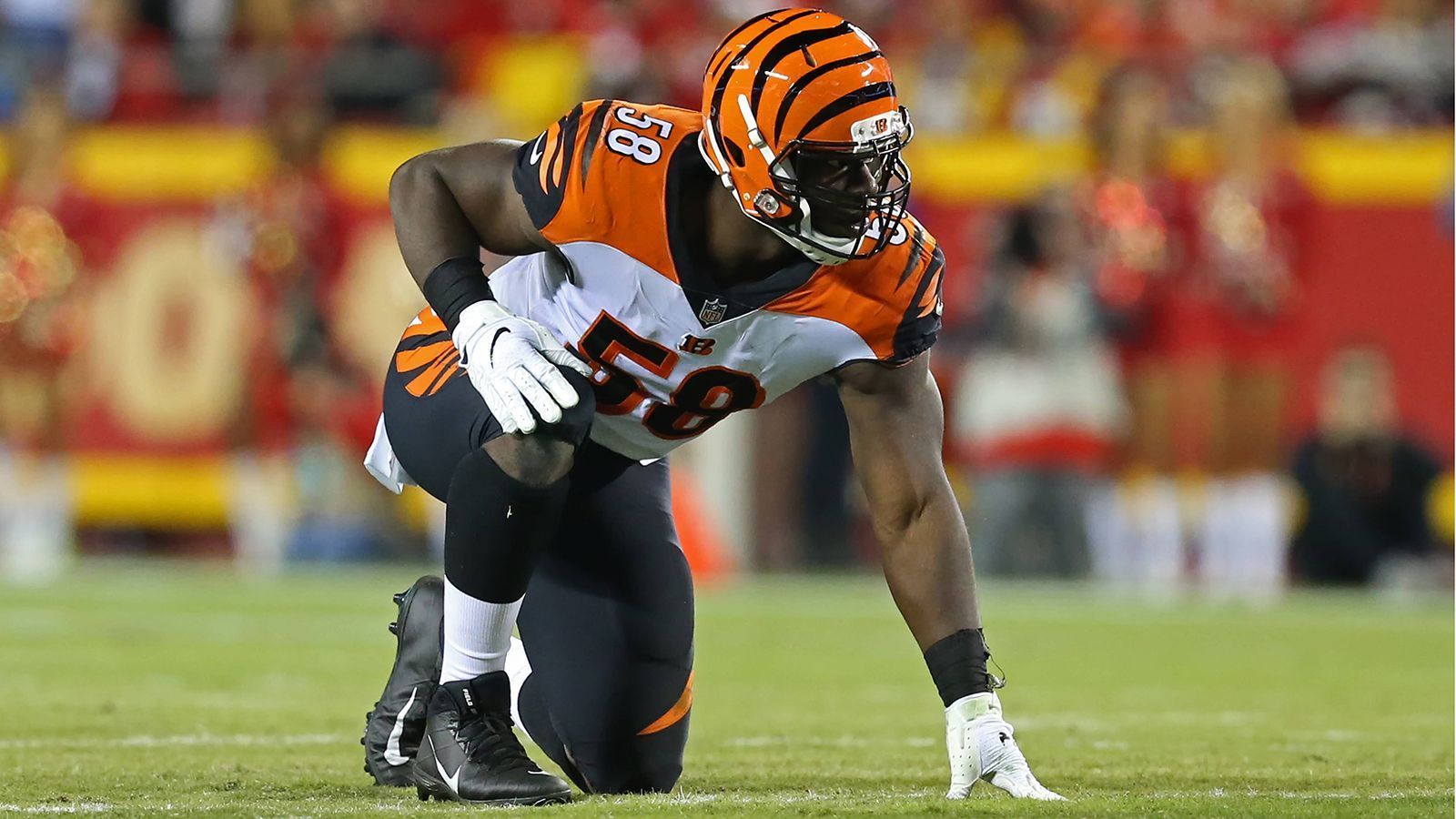 
                <strong>Carl Lawson (Cincinnati Bengals)</strong><br>
                Bittere Nachricht für die Bengals: Defensive End Carl Lawson hat sich in Week 8 gegen die Tampa Bay Buccaneers einen Kreuzbandriss im rechten Knie zugezogen und muss die Saison vorzeitig beenden.
              