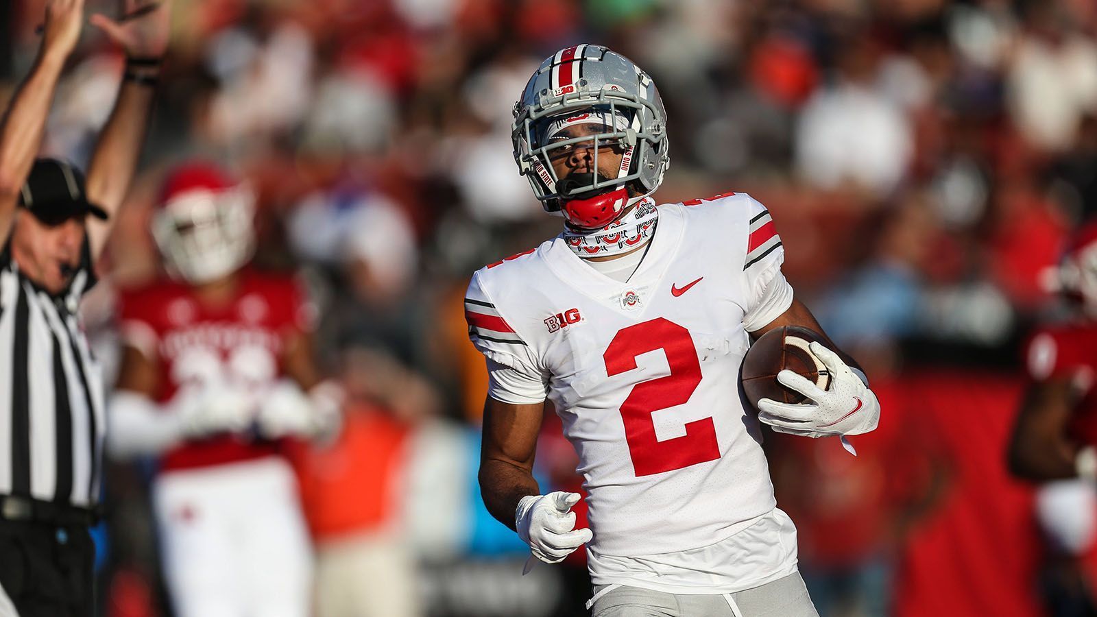 
                <strong>22. Pick: Green Bay Packers - Chris Olave</strong><br>
                &#x2022; Wide Receiver<br>&#x2022; Ohio State<br>
              