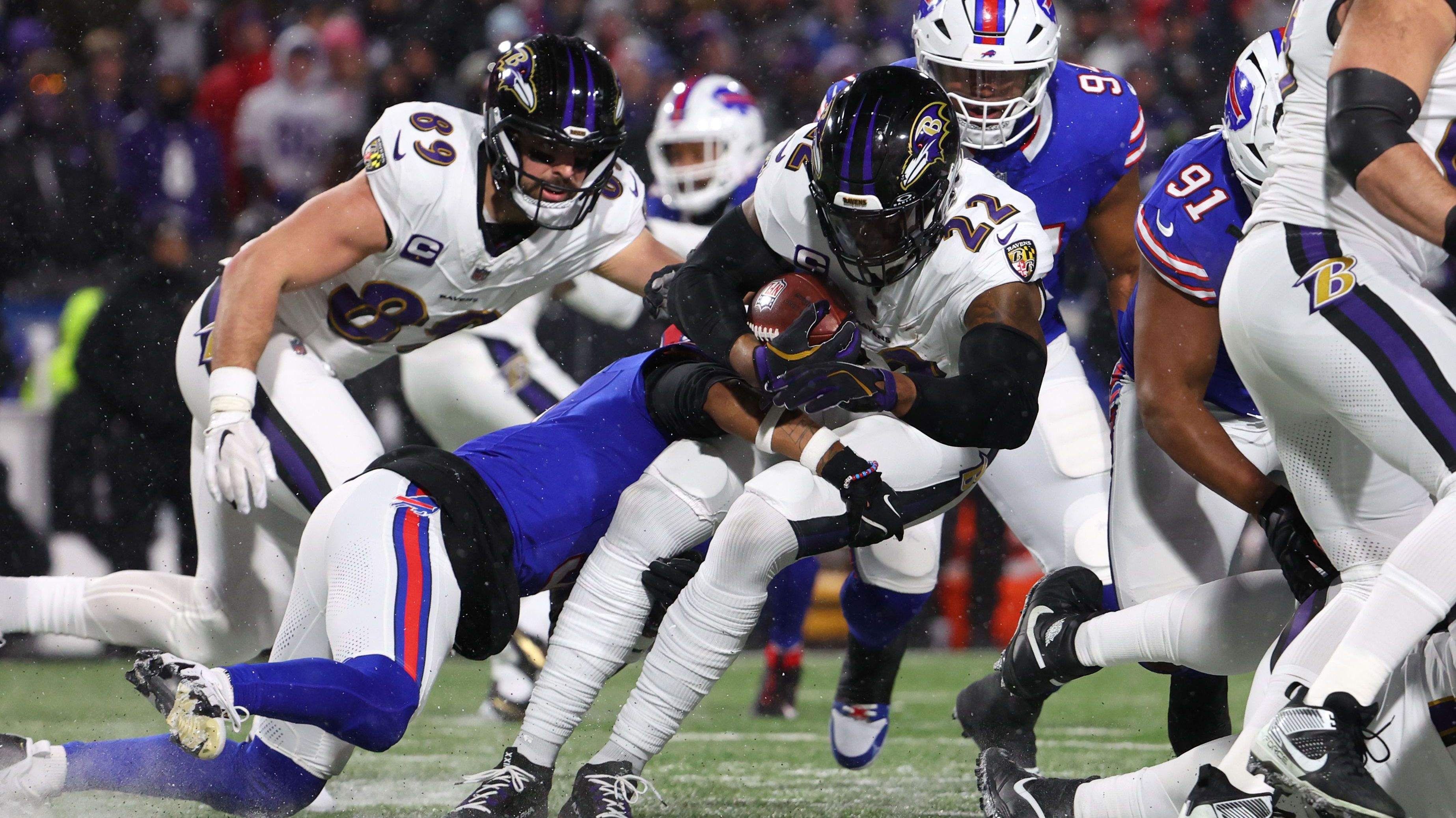 <strong>Wettquoten für den Super Bowl 60</strong><br>Zur Erklärung: Die Wettquoten sagen aus, wie hoch der Gewinn bei einem Einsatz von 100 US-Dollar wäre. Eine Quote von +2000 bedeutet also, man bekäme bei 100 US-Dollar Einsatz einen Gewinn von 2.000 US-Dollar ausgezahlt.