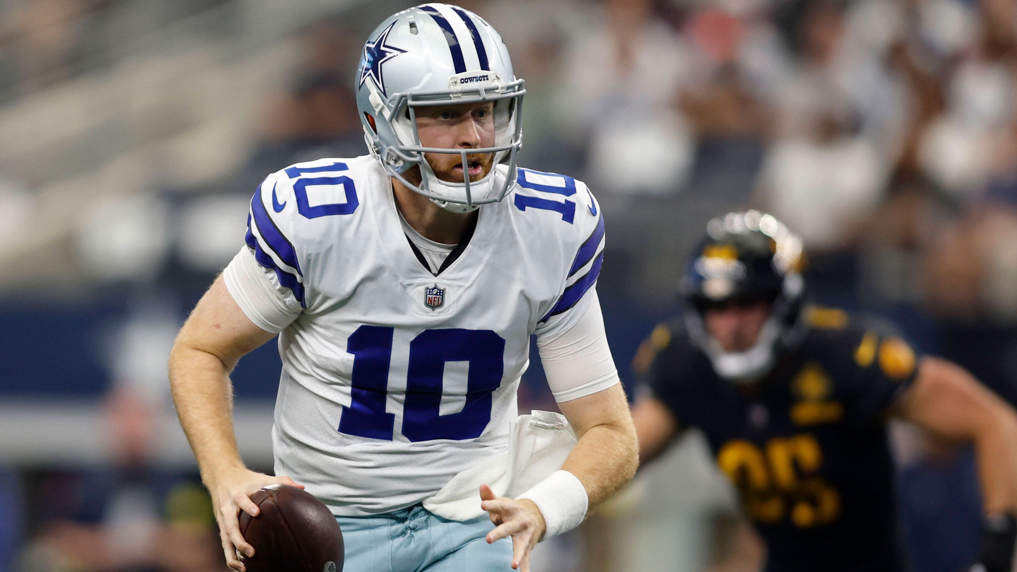 
                <strong>Gewinner: Cooper Rush</strong><br>
                Zwar fand sich Rush schon nach Woche zwei in der erlesenen Runde der Gewinner wieder, doch der Backup-Quarterback der Cowboys lieferte abermals ab und führte seine Mannschaft mit Hilfe einer starken Defense zum 25:10 gegen Washington. Rush warf für 223 Yards sowie zwei Touchdowns, leistete sich dabei keinen Turnover und agierte als solider Game Manager mit guter Entscheidungsfindung. Auch seinetwegen, der als erster Cowboys-Quarterback in der Geschichte seine ersten vier Spiele als Starter gewinnen konnte, steht "America's Team" in der NFC East mit einer 3:1-Bilanz auf dem zweiten Rang und hat die Playoffs fest im Blick.
              