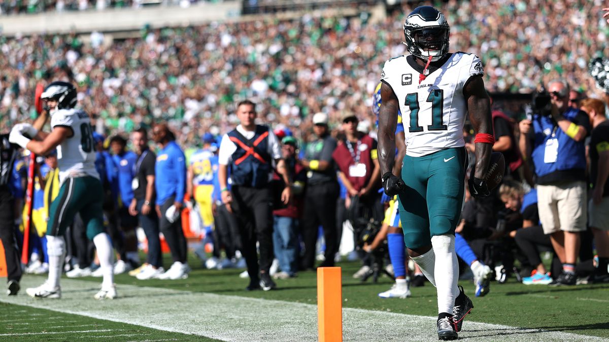 Los Angeles Rams v Philadelphia Eagles