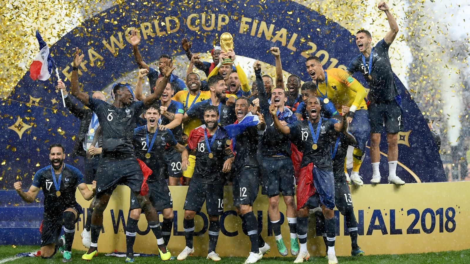 
                <strong>Platz 1: Frankreich (fünf Final-Teilnahmen)</strong><br>
                Im WM-Finale: 1998, 2006, 2018WM-Titel: 2 (1998, 2018)Im EM-Finale: 2000, 2016EM-Titel: 1 (2000)Die "Equipe Tricolore" war in fünf der letzten elf Endspielen vertreten. Diese Quote kann keine andere Nation in den letzten 20 Jahren vorzeigen.
              