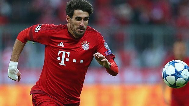 
                <strong>Javi Martinez</strong><br>
                Javi Martinez: In der Defensive ohne Probleme. Der Verteidiger verhinderte die seltenen Kontermöglichkeiten der Kroaten und nutzte in der zweiten Hälfte die Gelegenheit, um sich häufiger in der Offensive zu zeigen. Insgesamt ein gewohnt souveräner Auftritt des Spaniers. ran-Note: 3
              