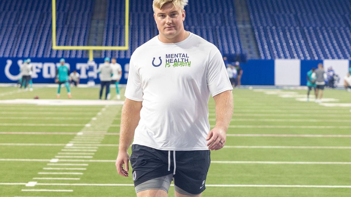 October 20, 2024: Indianapolis Colts offensive lineman Bernhard Raimann (79) wears Colts Mental Health is Health initiative t-shirt during pregame of NFL, American Football Herren, USA football gam...