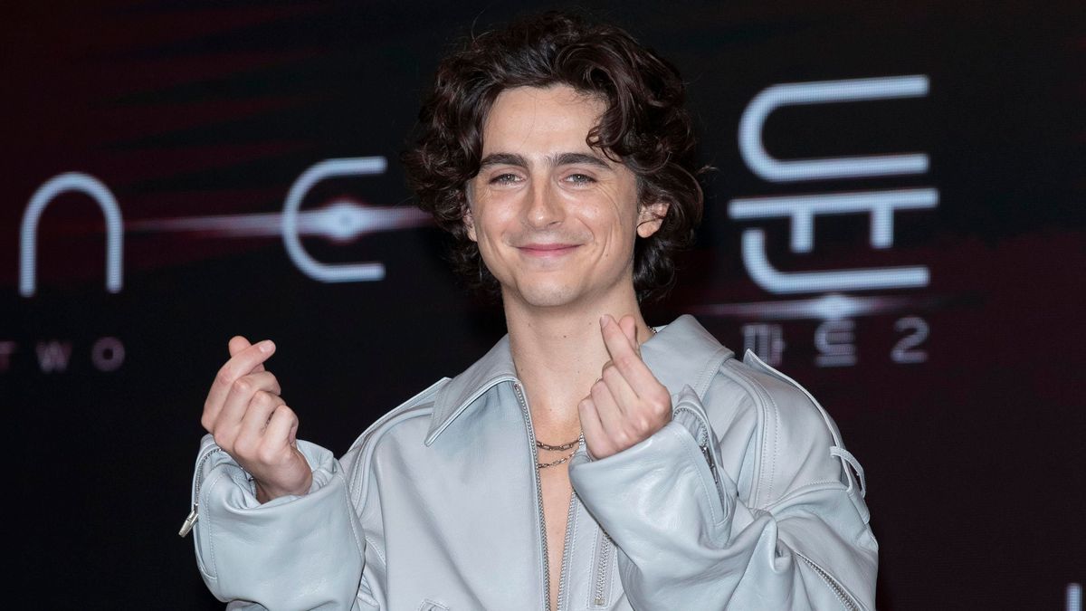 "Call Me by Your Name"- und "Dune"-Star Timothée Chalamet ist bald in einer neuen Rolle zu sehen. Und dabei wird der Filmliebling zum Sport-Star.