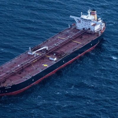 Öltanker «Eventin» vor Rügen